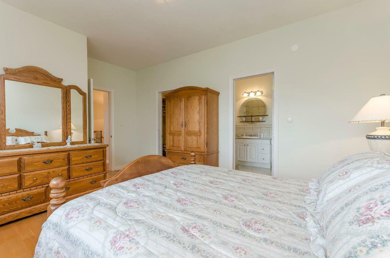 Apartment Canada Dream Vacation Srima Zewnętrze zdjęcie