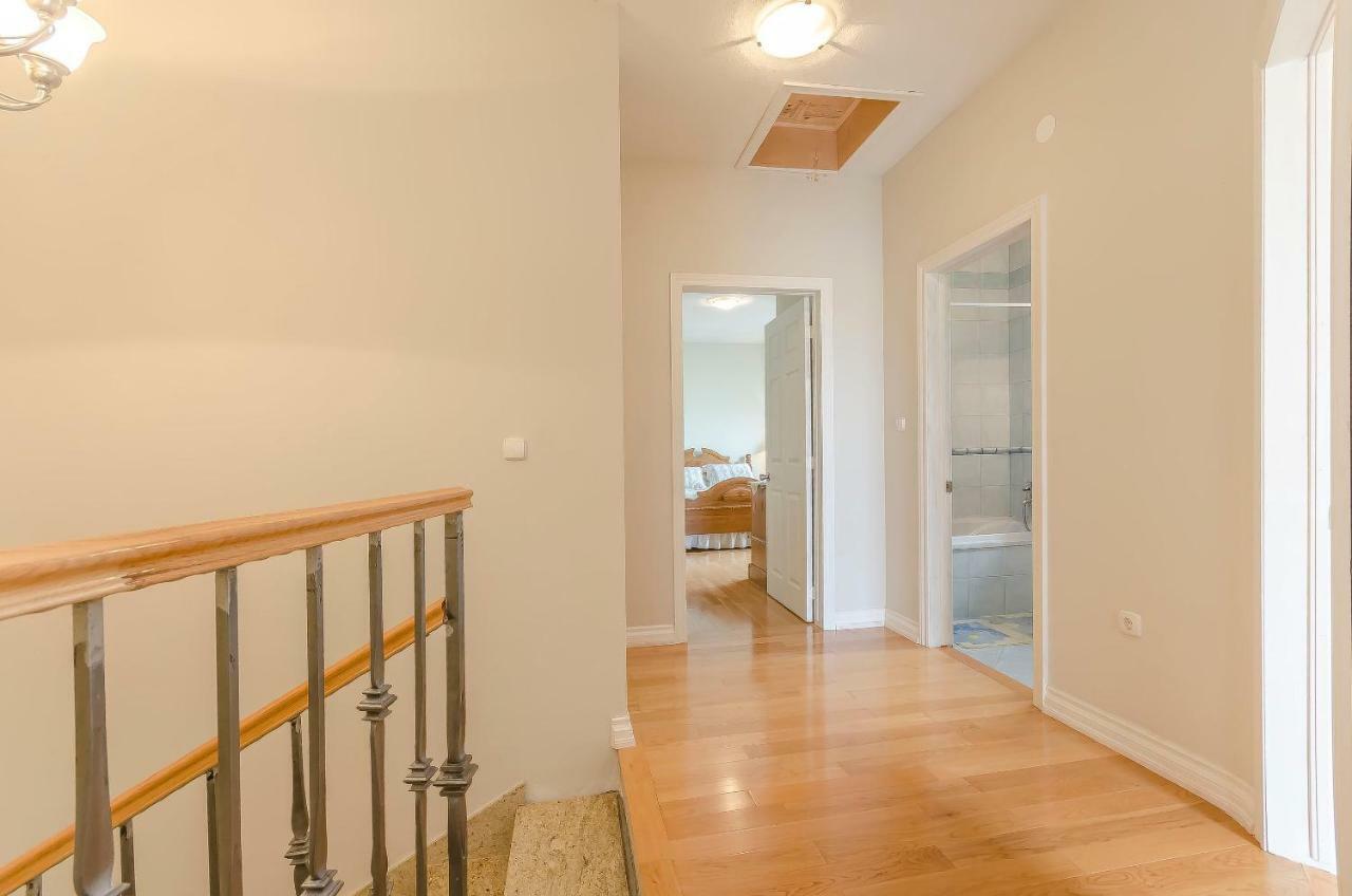 Apartment Canada Dream Vacation Srima Zewnętrze zdjęcie