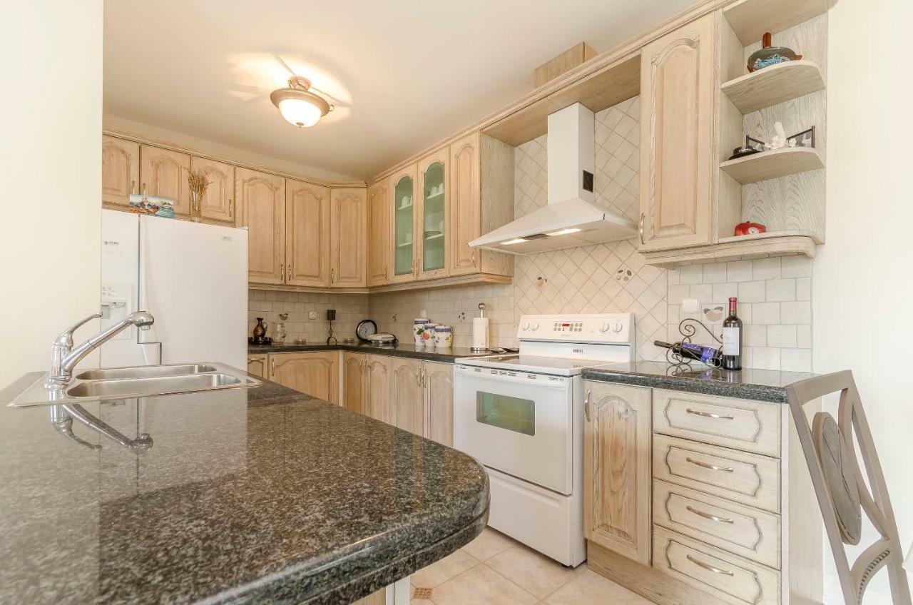 Apartment Canada Dream Vacation Srima Zewnętrze zdjęcie